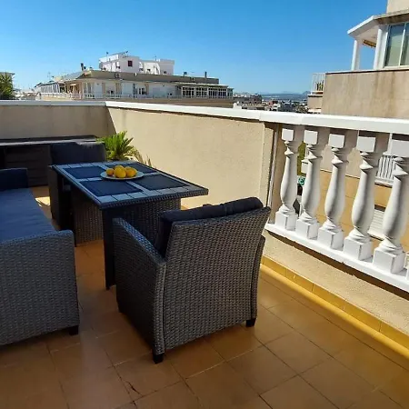 Almudena Penthouse 또레비에하