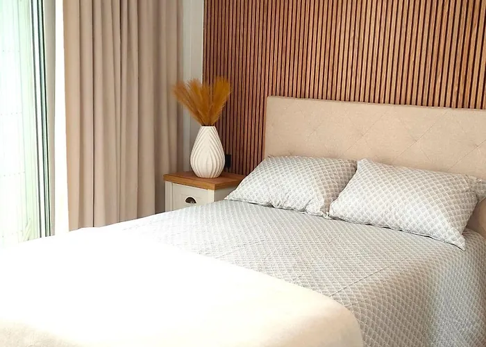 Almudena Penthouse Lägenhet *